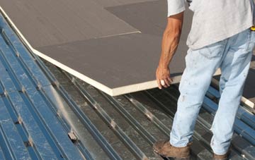 benefits of insulating Comp flat roofing